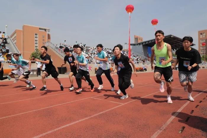 青春飞扬 运动无限 西安市经开第二中学第十六届春季田径运动会圆满落幕