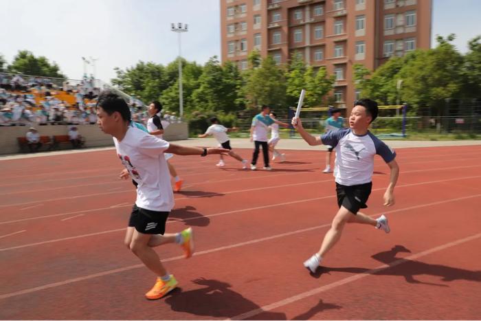 青春飞扬 运动无限 西安市经开第二中学第十六届春季田径运动会圆满落幕