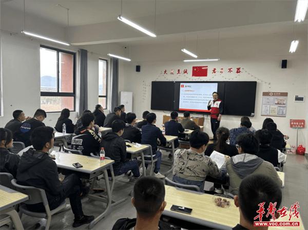 长沙现代商贸学校：做好职业技能培训 为退役军人自主就业赋能