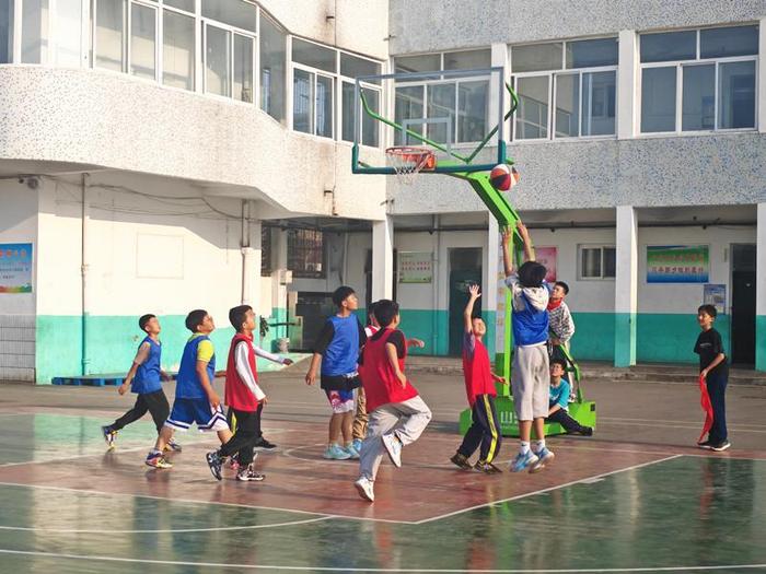 淮北市杜集区实验小学举行春季篮球联赛推动学校体育事业发展