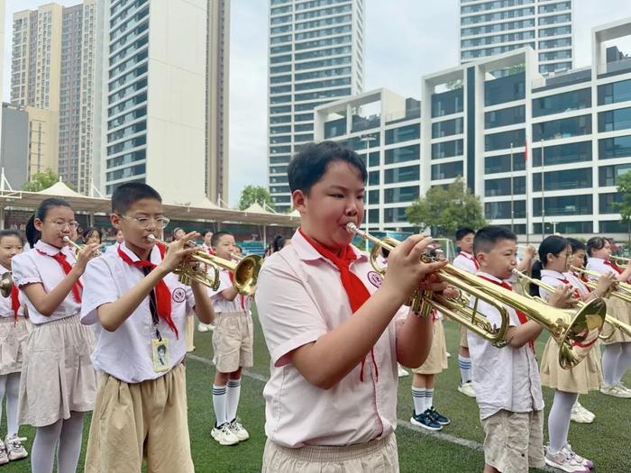 西安市曲江第十三小学举行家长开放日活动