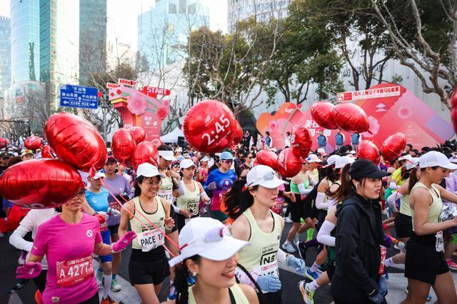 全国首个女性“垂马”，让小萨马兰奇、李玲蔚一起阐述奥林匹克的性别平等