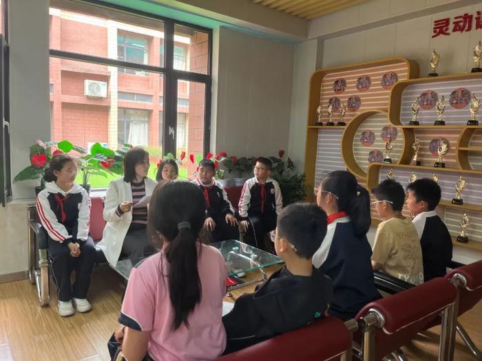 灞桥区东城一小在灞桥区第四届中小学“中华经典诵写讲”诗词大会中喜获佳绩