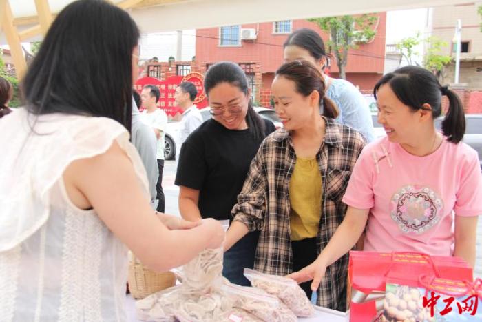 厦门市总工会“工悦领读”特色主题宣讲走进翔安，点亮乡村振兴