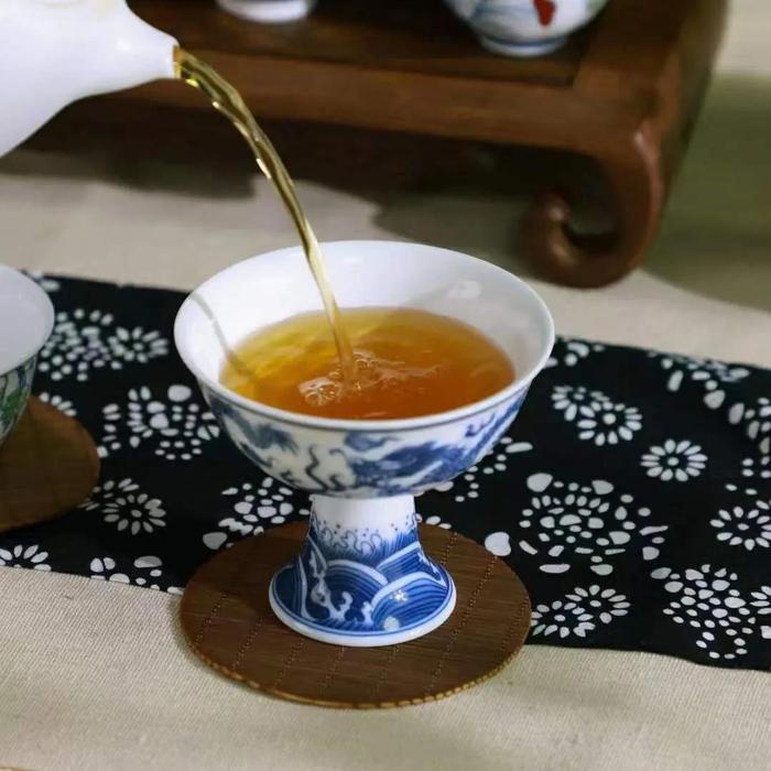 明朝的杯子，个个都能封神