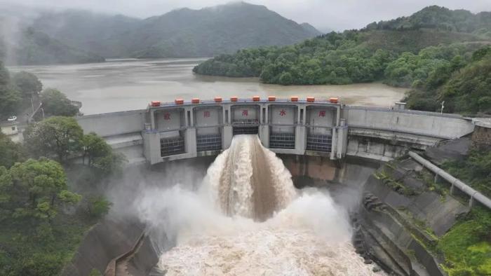 5轮集中强降雨！他们精准调度水工程化危险于无形