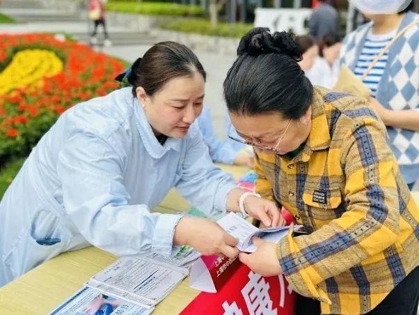 庆祝“5·12”国际护士节，来看护士们如何过节→