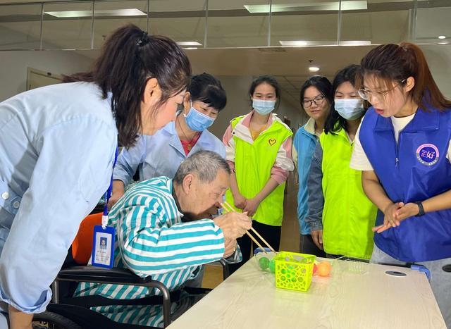 老年护理医院 处处幸福洋溢