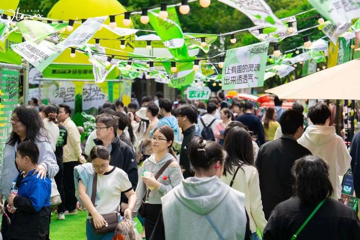 无锡消费市场新潮涌动 升腾的烟火气里透出浓浓幸福味