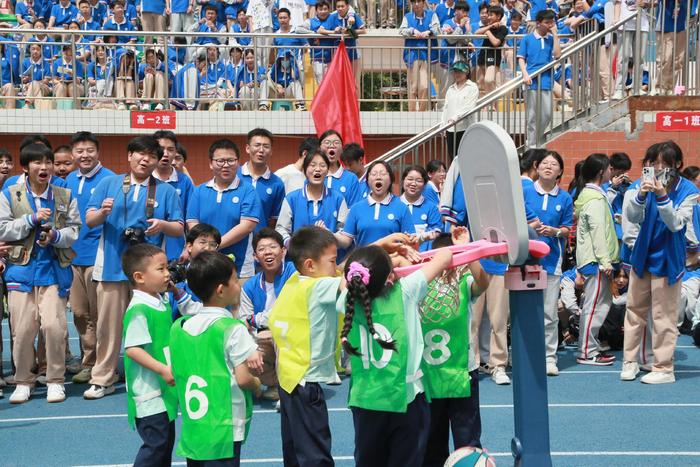 郑州市郑东新区普惠路第一幼儿园： 萌娃齐行动 助力向未来