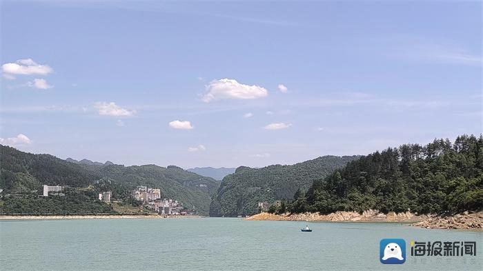 重庆彭水县：苗乡里绘出和美乡村新图景