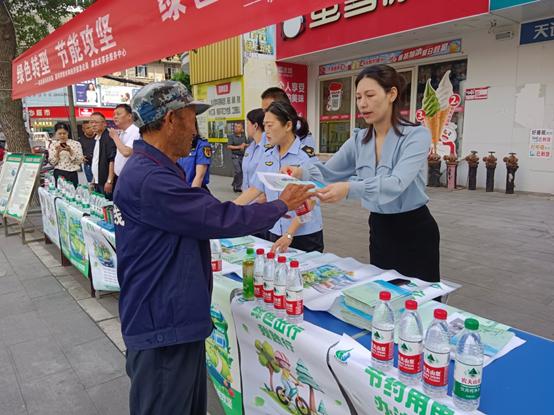 蕲春组织开展节能宣传周宣传活动，发放节能宣传资料1100余份