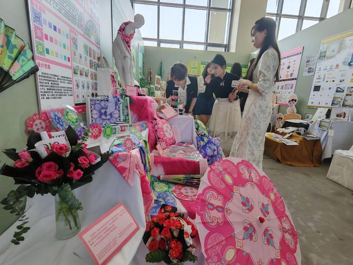 西安汽车职业大学举办首届职业本科毕业设计作品展