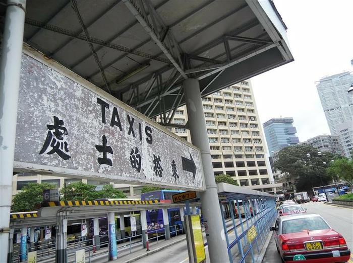 内地客爱在香港打出租车吗？上海95后亲身感受：能改进地方不少