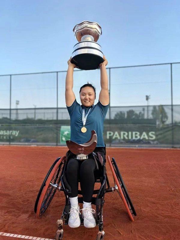 河北运动员李晓辉给力！中国女子轮椅网球队时隔7年再夺世界杯冠军