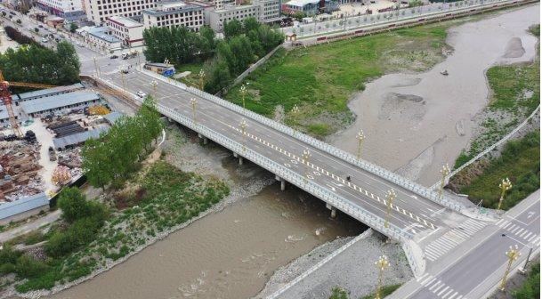 迭部县南山白龙江桥正式通车