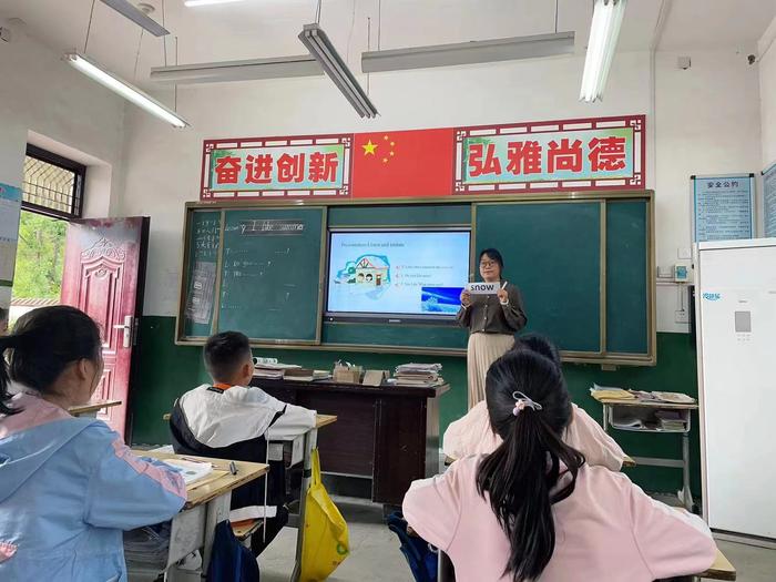 南召县马市坪乡中心小学：教以潜心，研以致远