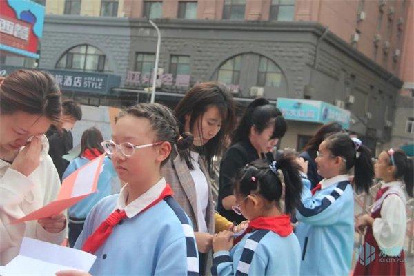 学会感恩与分享！江沿小学送给学生成长礼