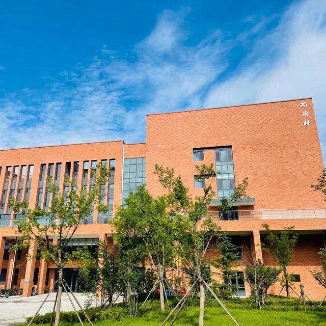 山东省轻工工程学校：独特的办学优势，为你的未来奠基