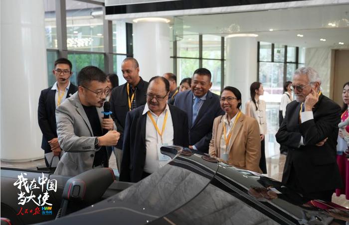 洪都拉斯驻华大使：重庆新能源汽车业发展迅速