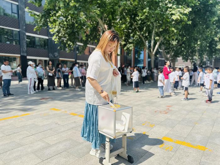 爱意满初夏 携手共成长——管城区实验小学开展“教学开放日”活动