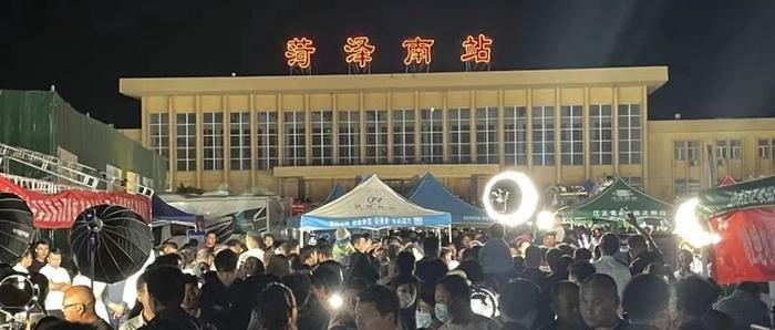 第一座对泼天流量说“不”的城市，出现了