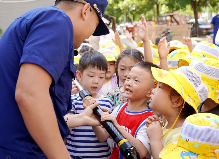 安州区文星阁实验幼儿园开展2024年春消防知识学习体验活动