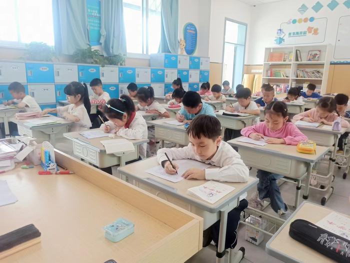 龙马高中江韵学校举办首届速算比赛