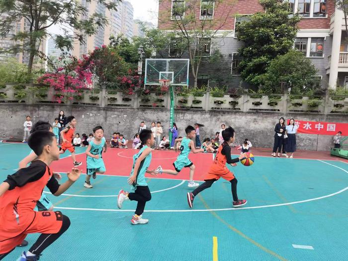 龙马高中学士山学校举行第二届篮球运动会