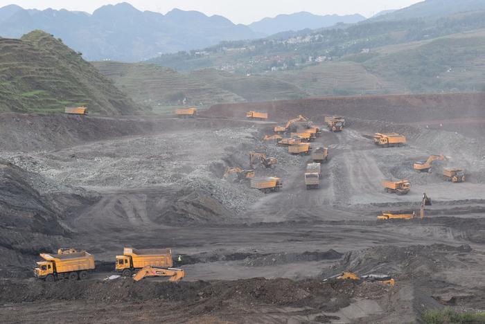火力全开！赫章黄家山露天煤矿跑出全省项目建设“加速度”