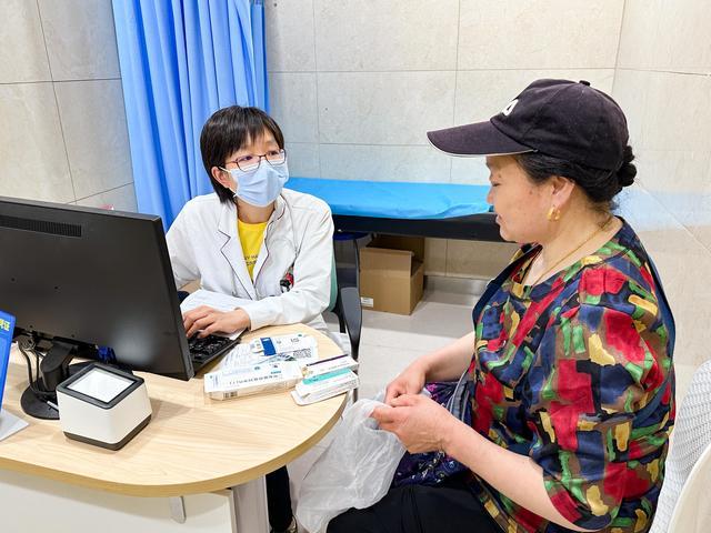 夏日黄浦丨听社区医生讲夏季如何保护心脏