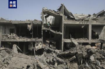 以军空袭加沙中部和南部 致9人死亡