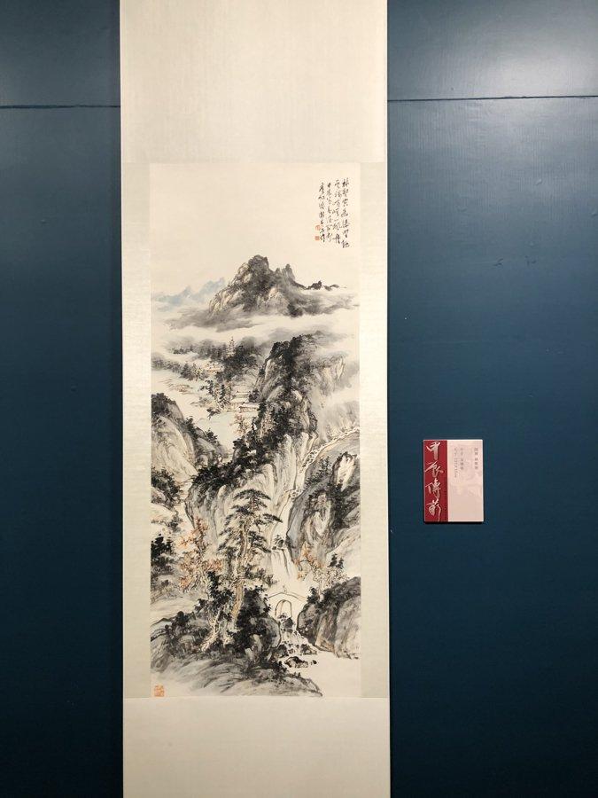 84岁韩天衡亮相师生展说近况，“时常一手扎针，一手拿着笔对着空气描摹”