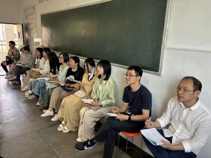 九江市开展高中美术名师工作室走教活动