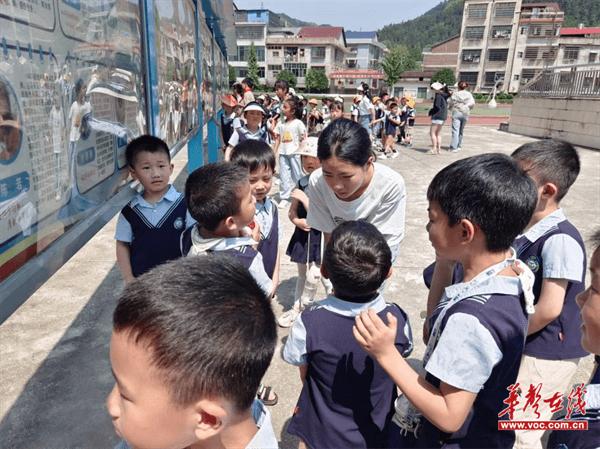 长塘镇中心幼儿园：小学初体验 衔接助成长