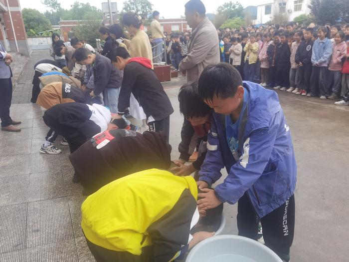 内乡县夏馆镇镇北中心小学：珍爱生命防溺水  警钟长鸣筑防线