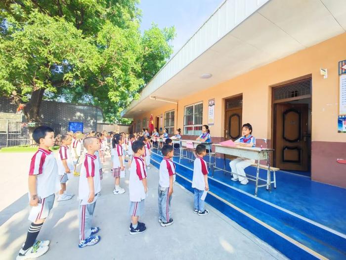 未央区雷寨小学2024年少先队员入队闯关活动