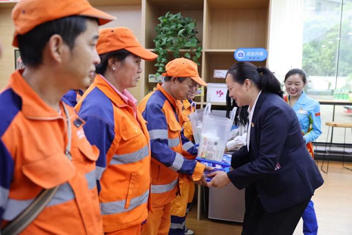 24小时为劳动者“加油”！中国石油云南昆明销售分公司建设25个加油站工会驿站