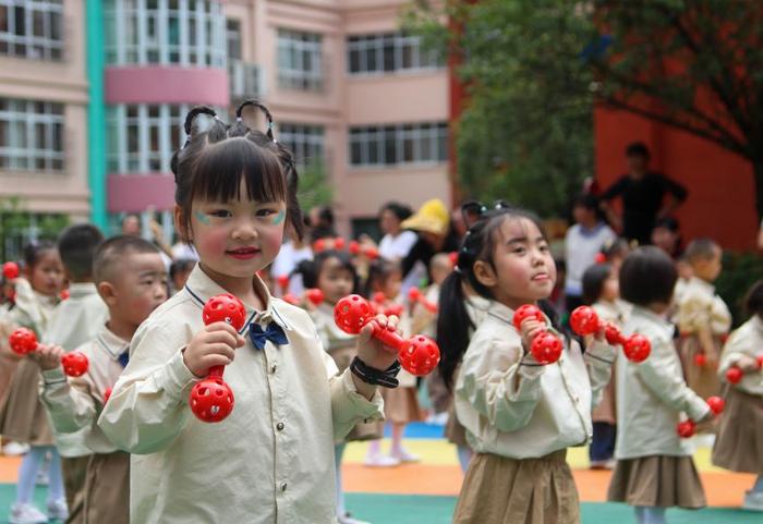 毕节市幼儿园启动“六·一”儿童节活动周