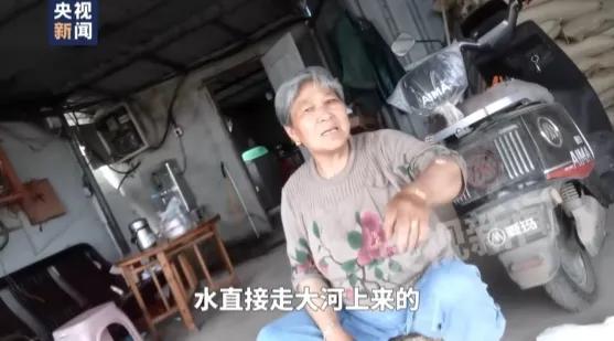 河水污染，恶臭熏天，鱼虾死亡！环保部门拒做毒性检测：喝酒也能喝死人，也要分析吗