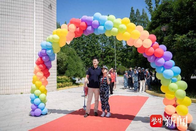 国防园里过10岁生日！ 南京一中江北一小、二小这场成长礼意义非凡