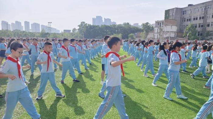 沣东新城第九小学第一届广播体操比赛纪实