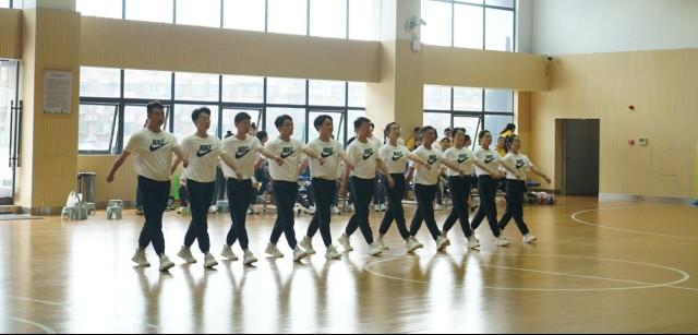 岳塘区举行中小学体育教师专业素养竞赛
