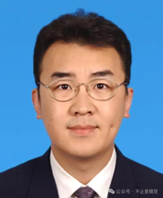 宝钢股份迎来一位新的党委常委：王语，1977年出生，曾任宝钢集团团委书记、武钢集团总经理