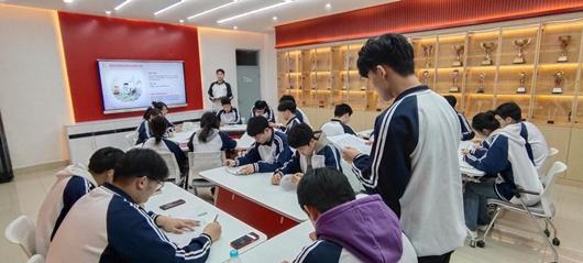 山东省济南职业学院：聚力、聚势、聚智、聚魂，“开门”办好大思政课