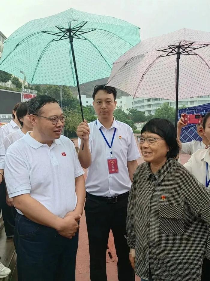 ​汲取榜样力量 砥砺奋进前行——中瑞诚党支部在华坪女高开展党纪学习教育