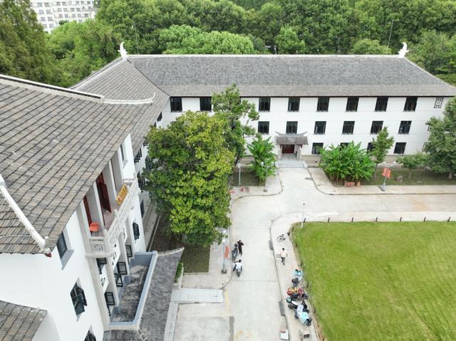 上海校园建筑遗存探秘：同济大学西南一楼