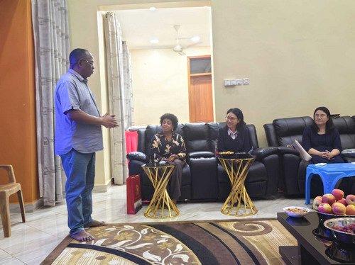 驻坦桑尼亚大使陈明健同坦国民议会坦中友好小组进行交流
