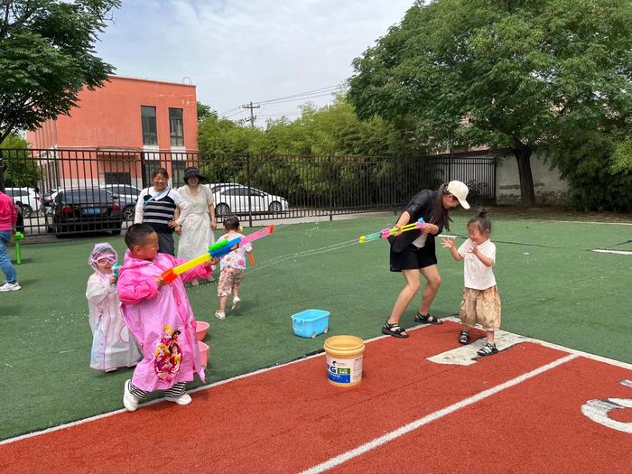 石榴宝宝，清凉一夏 西安市灞桥区常家湾幼儿园六一儿童节活动纪实