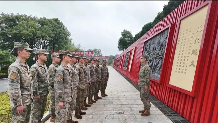 新时代奋斗观大讨论④ | “学”字当头，解锁新时代官兵的“学习密码”